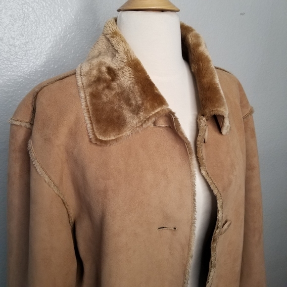 VINTAGE BERNARDO FAUX SUEDE TAN JACKET - Picture 4 of 15